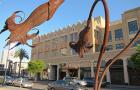 downtown oakland flower sculpture